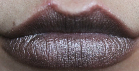 viva glam rihanna 2 lipstick 